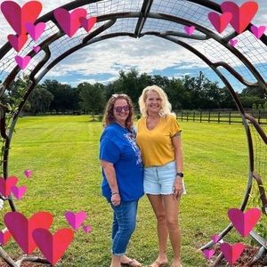 Meet your Posher, Tina